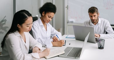 FSP vs Full-Service CRO: How to Choose the Right Outsourcing Model